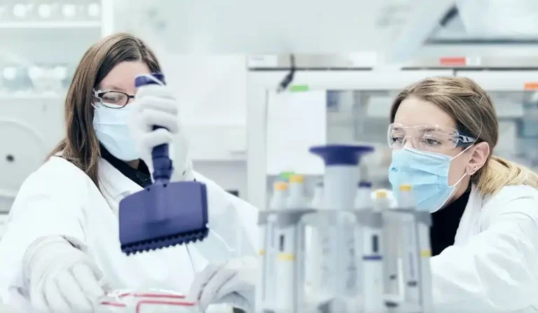 Novartis stimule la relation avec ses clients avec Salesforce