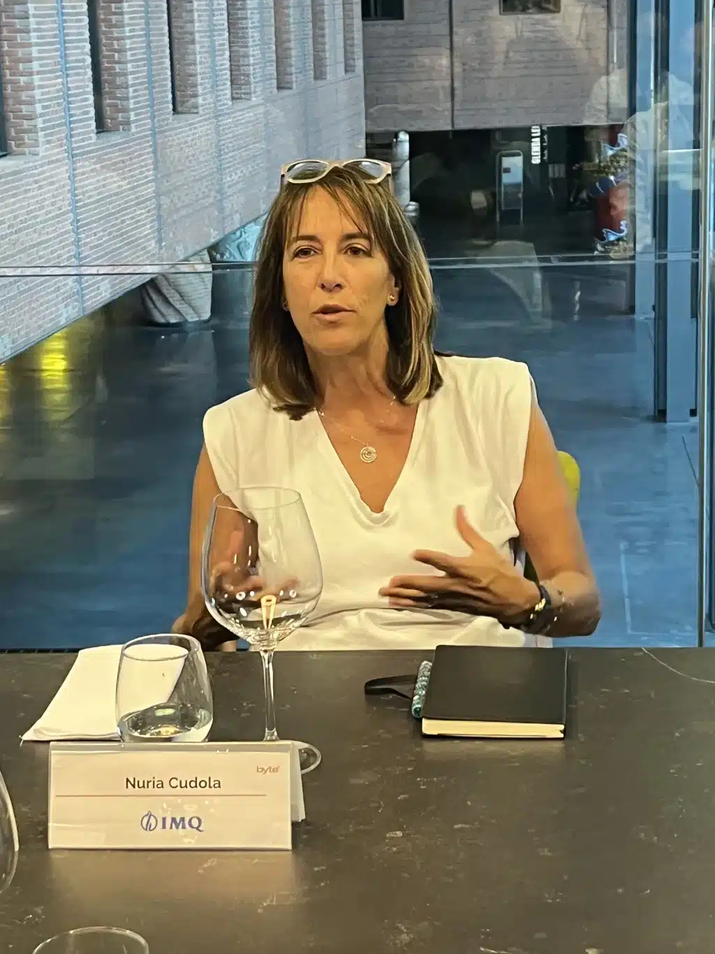 Appliquer l'IA à la stratégie commerciale 6 Nuria Cudola, responsable de l'organisation et des systèmes de la clinique IMQ