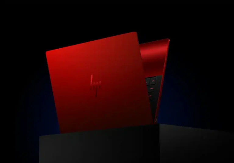 HP et Ferrari fusionnent le design et l&rsquo;IA sur un portable