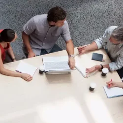 L&rsquo;IA fantôme rend difficile le contrôle technologique de l&rsquo;entreprise