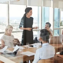 Les 82 % d’employés en Espagne utilisent l&rsquo;IA sans informer avant