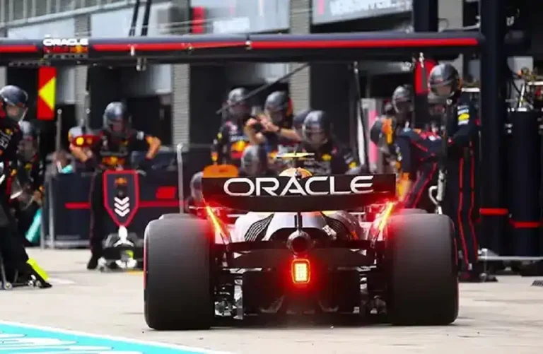 Oracle Red Bull Racing : ingénierie des données à 300 km/h